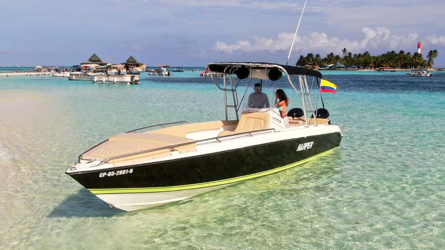 San Andres: Private San Andres Bay Tour by Luxury Speedboat - Key highlights worth marking on your map