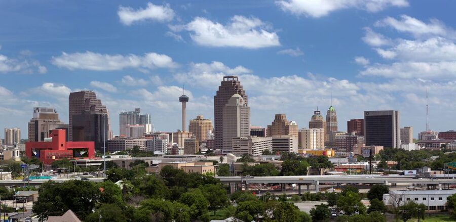 San Antonio Premium City Tour with Alamo & River Walk Cruise - Tower of the Americas: 623 feet up, no stress about tickets