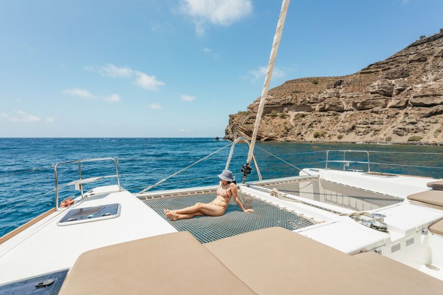Santorini: Luxury Catamaran Day Trip with Meal and Open Bar - Quick hits to know before you sail
