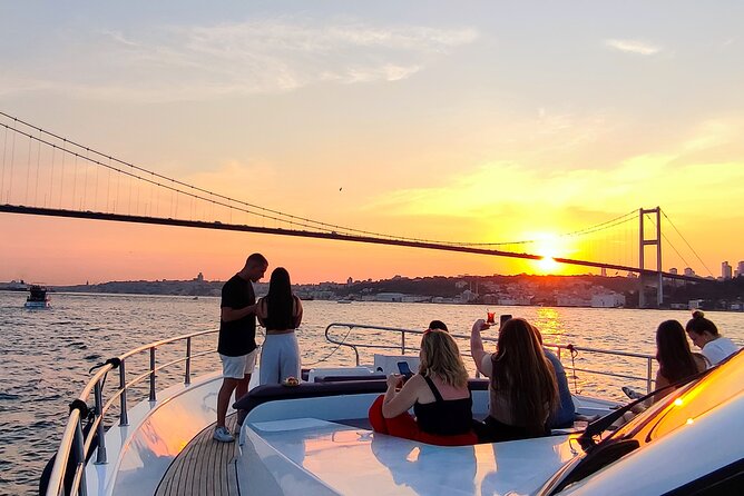 Scenic Bosphorus Sunset Cruise – 2.5 Hours of Luxury & Views - Ortaköy at Dusk: Waterfront Energy and Bridge-Spotting