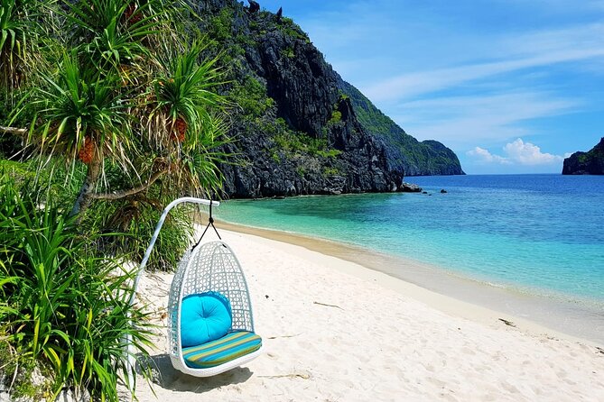 Seacret Luxury Catamaran Yacht Group Island Hopping Tour - The 9:00 AM Rhythm: How the Day Stays Moving