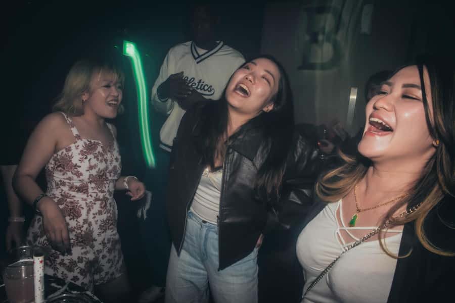 Seoul: Premium Pub Crawl with Open Bottles - FAQ