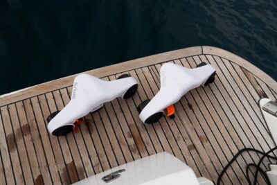 Shared Luxury Yacht Cruise with Champagne and Tapas - Puerto Colón Boarding: Champagne for Adults, Juice for Kids
