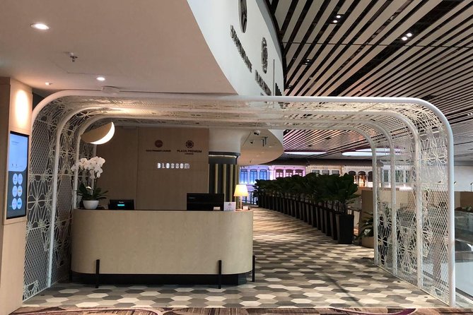 Singapore Changi Airport BLOSSOM - SATS & Plaza Premium Lounge at Terminal 4 - How to choose 3, 6, or 12 hours for your layover