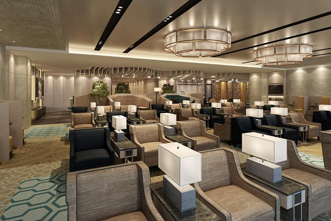 Singapore Changi Airport Plaza Premium Lounge at Terminal 1 - Flight information access: the stress reducer you’ll notice later