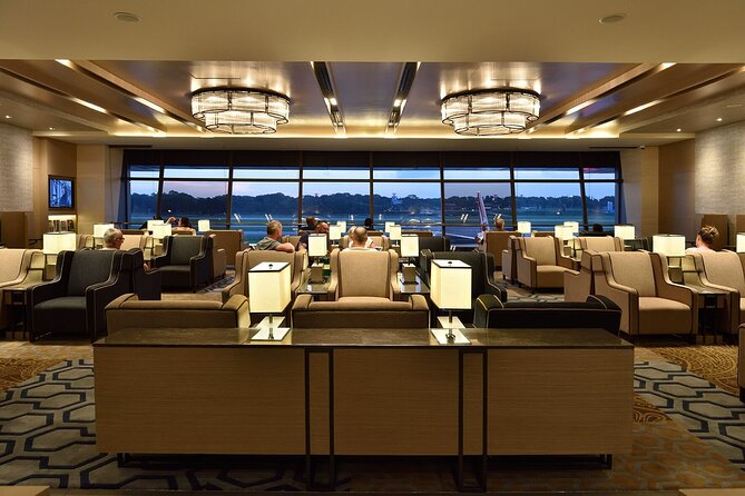 Singapore Changi Airport Plaza Premium Lounge at Terminal 1 - Showers and what they mean for your travel day