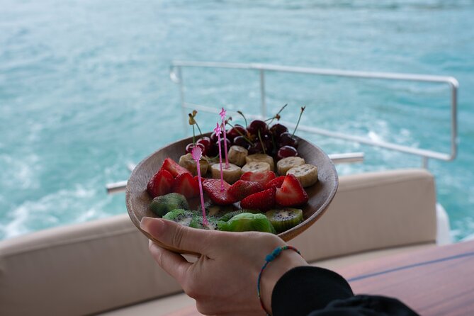 Small-Group 2 Hours Bosphorus Luxury Yacht Cruise in Istanbul - Beylerbeyi Palace: marble royalty on the water