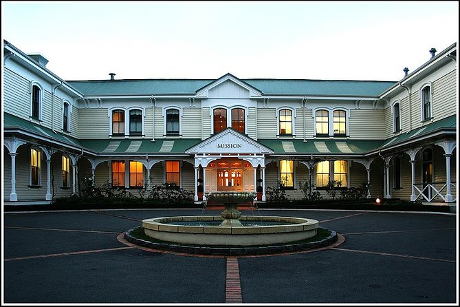 Small group - Napier Premium Wineries+ Beer tour -5.0 - 5.5 hours - Two more tastings across Hawke’s Bay (boutique to mainstream)