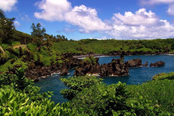 Small-Group Road to Hana Luxury Tour - Ultimate vs Picnic: choosing your meal setup for the kind of day you want