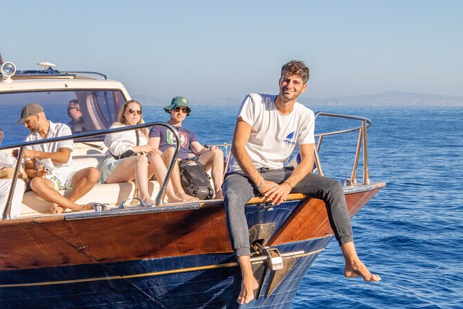 Sorrento: Capri Boat Small Group Tour Up to 8 & 4 hours ashore - 4 hours in Capri’s city center: make it your own