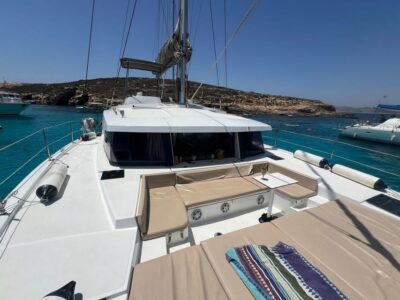 St. Paul's Bay: Half-Day Luxury Catamaran Tour with Drinks - Getting started at Fekruna Jetty (and why punctual matters)