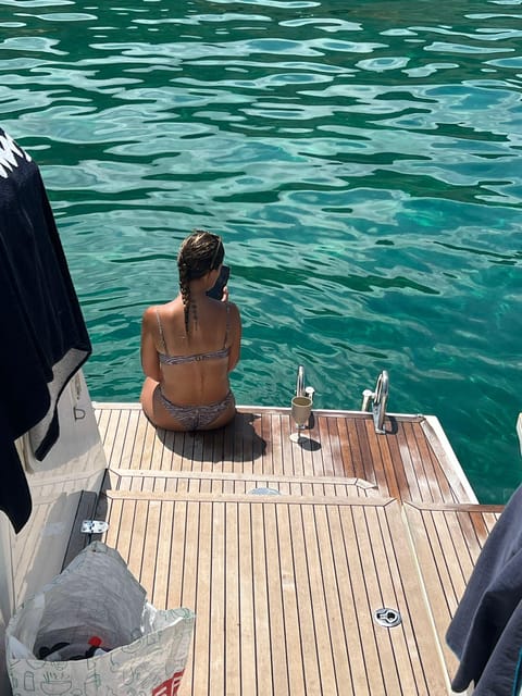 St. Paul's Bay: Half-Day Luxury Catamaran Tour with Drinks - What the crew does well (and how the experience stays smooth)