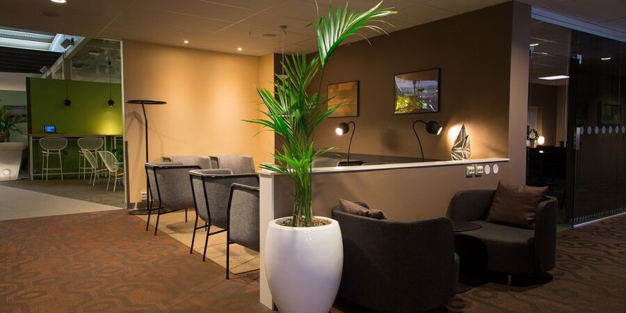 Stockholm Arlanda Airport (ARN): Premium Lounge Entry - Entering fast: the “be checked in first” rule