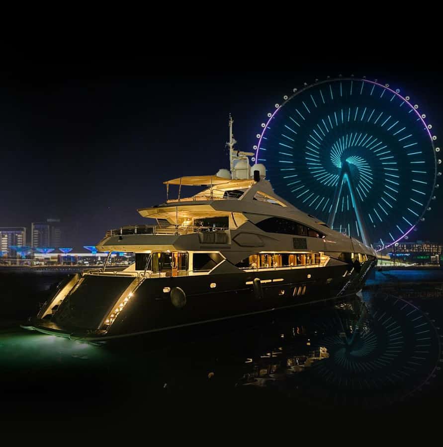 Sunseeker Superyacht: VIP Dinner, Premium Drinks& Live Music - Entering the Sunseeker: where the cruise starts