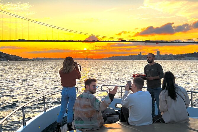 Sunset or Daytime Istanbul Guided Luxury Yacht Cruise with Snacks - Dolmabahçe Palace: the shoreline’s heavyweight
