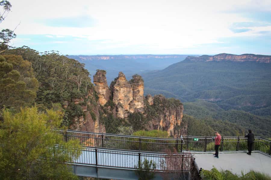 Sydney: Luxury Blue Mountains Adventure with Wentworth Falls - Echo Point and the Three Sisters: the classic moment, timed for good light