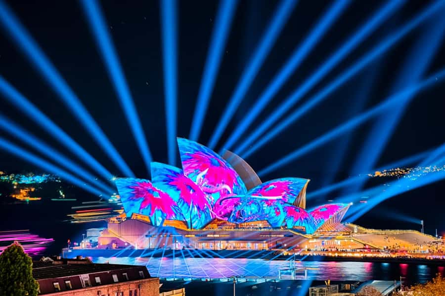 Sydney: Premium Catamaran Vivid Cruise with Welcome Drink - From King Street Wharf to the Water Views in 90 Minutes