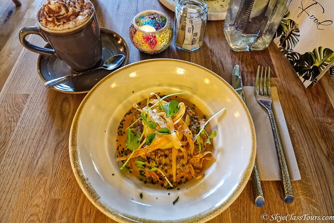 Tailored Premium Edinburgh Food Tour with Highest Quality Dishes - New Town Time: Views or Tastings, Depending on the Day