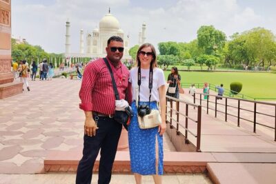 Taj Mahal Private Day Tour from Delhi by Express Train with Lunch - Taj Mahal entry time, guide pacing, and those included photo slots