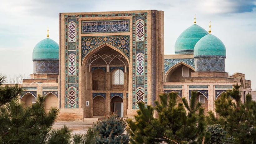 Tashkent: Private Full-Day City Tour on a Premium Car - Riding the Tashkent Metro: Alisher Navoi and Kosmonavtlar Stations in Focus