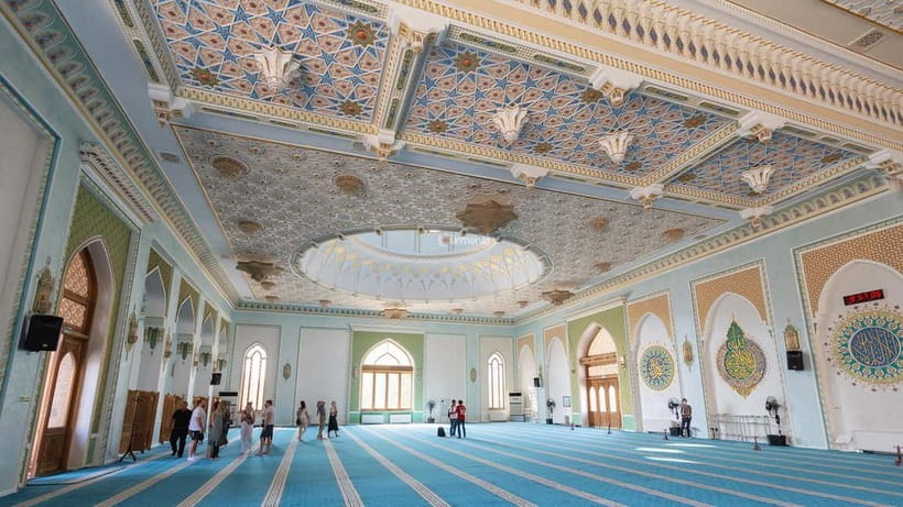 Tashkent: Private Full-Day City Tour on a Premium Car - Amir Temur Museum and Temurid Sites: Tamerlane in Blue-Glass Form