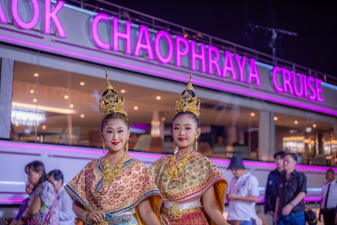 The Newest Luxury 5-Star Bangkok Chao Phraya Dinner Cruise - Where the logistics can get annoying (and how to avoid it)