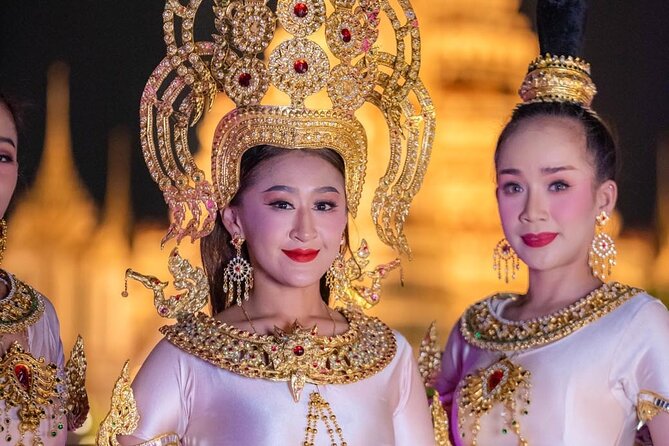 The Newest Luxury 5 Star Bangkok Chaophraya Dinner Cruise - The 2-hour itinerary in real life: what happens during the night ride
