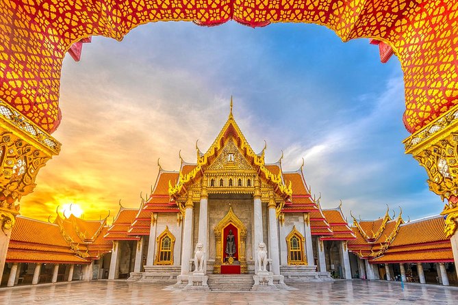 Top 3 Must-see Temples in Bangkok Private Tour [Optional Luxury] - White House Views on the Way: Ananta Samakhom Throne Hall and Chitralada Palace
