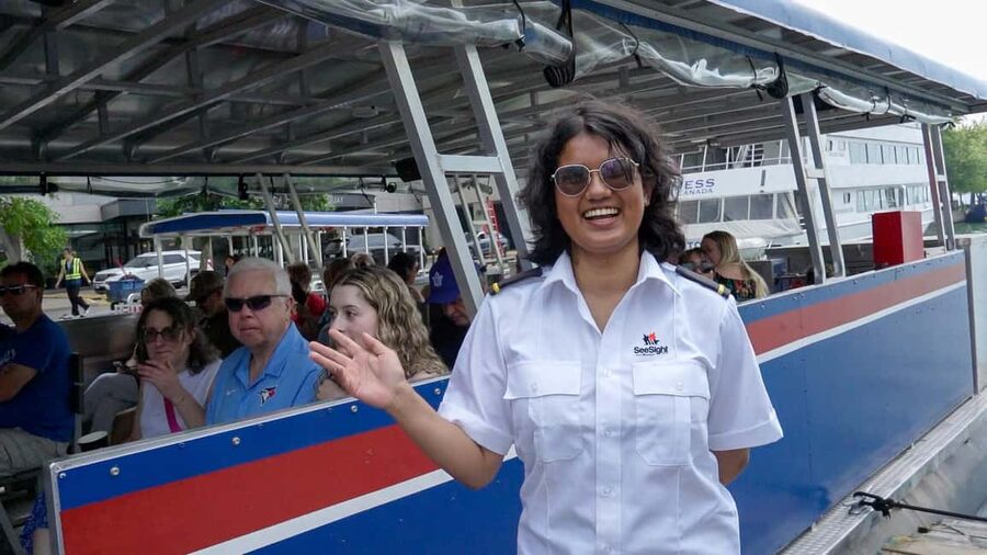 Toronto: Premium Driving Tour with Tower and Harbour Cruise - Hotel Pickup and the Small-Group Advantage