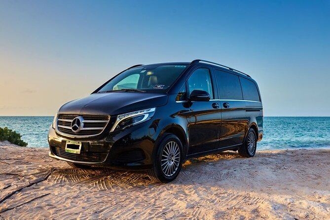 Transfer in Luxury Mercedes Benz Minivan - Picking the correct hotel zone so drop-off isn’t a headache