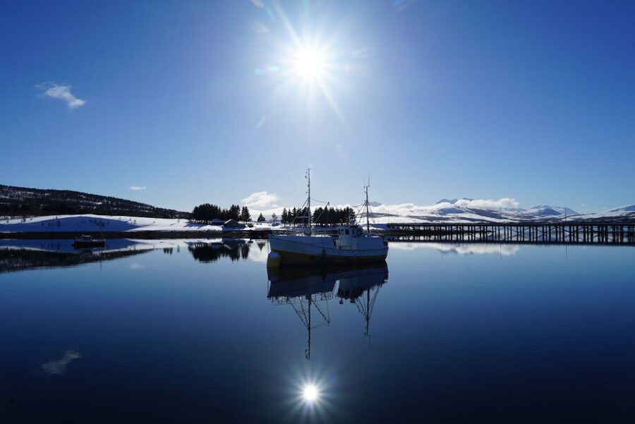 Tromsø: Fjord Cruise by Luxury Yacht - Staying warm: thermal suits, heated space, and real-world comfort