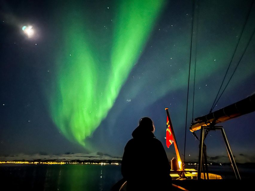 Tromso: Luxury Northern Lights Cruise with Hot Tub & Dinner - FAQ