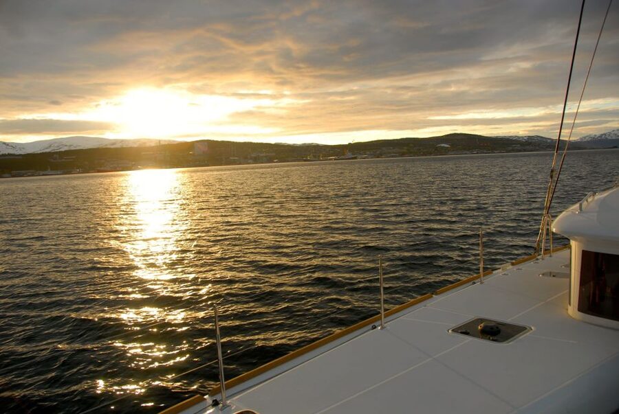 Tromsø: Midnight Sun Cruise in a Luxury Catamaran - Norwegian comfort food: Fish soup, warm drinks, and a real taste of the region