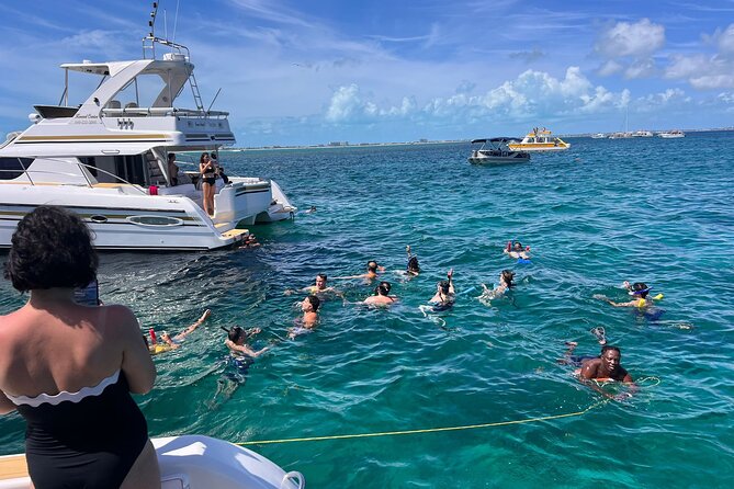 Turks and Caicos Full-Day Luxury Private Yacht Charter - Drinks, comfort, and how the crew keeps the day easy