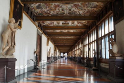 Uffizi Gallery Private Tour with 5-star Guide - Where you meet at Piazzale degli Uffizi (and how to use it)