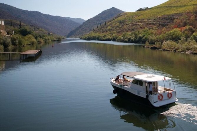VALE DOURO, Premium Wine Tour, Wine Lunch, Private Boat - A premium Douro day that actually starts with Porto