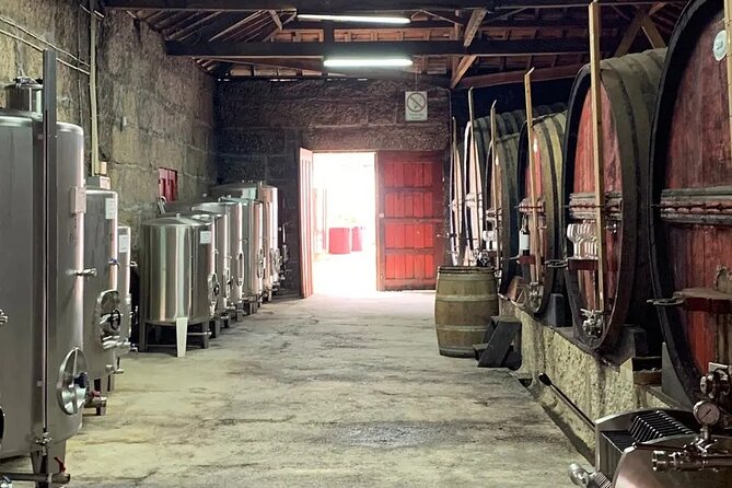 VALE DOURO, Premium Wine Tour, Wine Lunch, Private Boat - Lunch on a farm with wines: the part you’ll remember