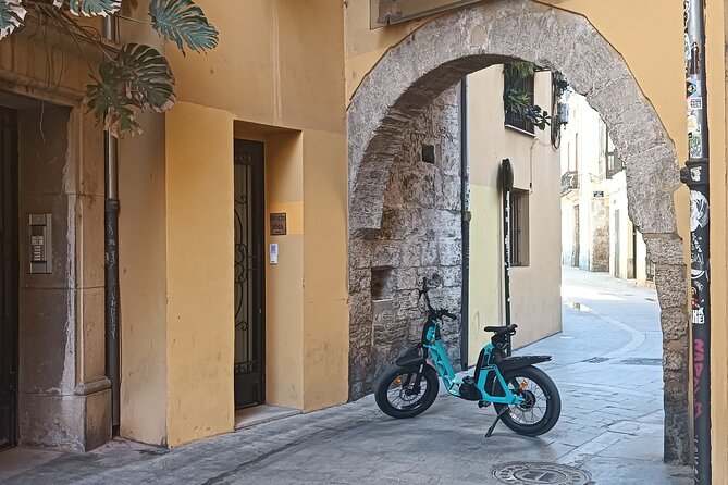 Valencia: Essentials Bike Tour from Ruzafa - Why the $30.01 price is actually smart value