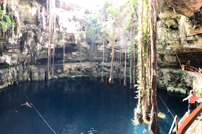 VIP Chichen Itza Private Tour - Luxury Car - Private Pacing: Pickup, Cars, and the Role of Your Guide