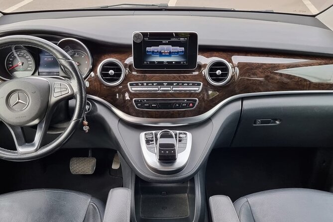 VIP Luxury Chauffeur Service – Venice to Dolomites, Cortina - Piazzale Roma meeting point and the 45-minute airport timing rule