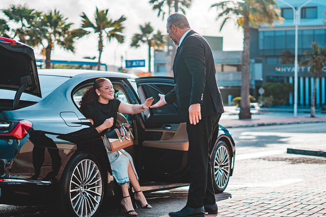 VIP Luxury Sedan Airport Transfer - Why This Prebooked Sedan Works at Reina Beatrix Airport