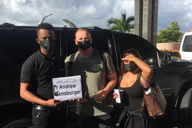 VIP Luxury Service Airport PUJ to Hotels in Dominican Republic. - Price and value: $120 per group for a private ride