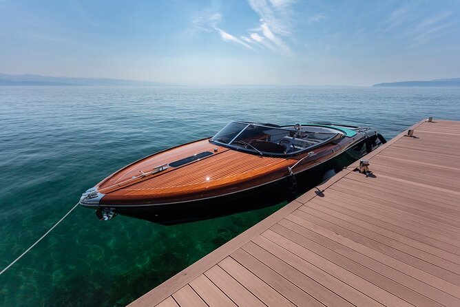 VIP Private Luxury Boat Tour - Riva Aquariva Yacht Venice - Murano’s Glass Factory Hour: Watch a Master Glassblower Up Close