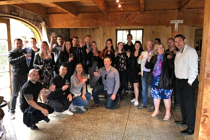 Waiheke Island Premium Wine Tour with Tastings - The winery stops: what you can expect from 3–4 boutique tastings