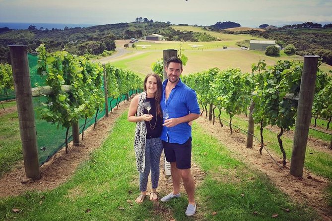 Waiheke Island Premium Wine Tour with Tastings - Views and island talk between stops