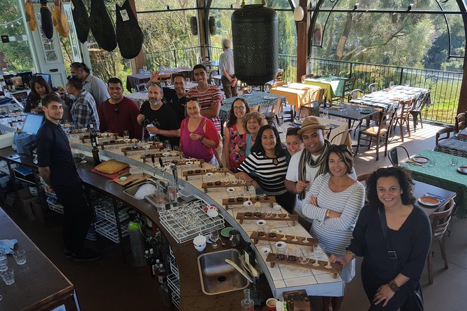 Waiheke island Wine Tours - PREMIUM wine tasting MAX 11 clients ! - Lunch in Oneroa: transfers included, lunch is your choice