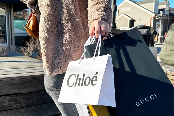 Woodbury Common Premium Outlets Shopping Tour from Midtown - Mid-Day Reality Check: Food Options and Crowding