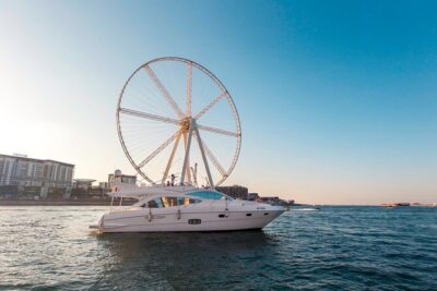 Yacht Trip Dubai : Book 56 ft Premium Yacht up to 21 people - The Dubai shoreline moment: Jumeirah Beach Residence style charm