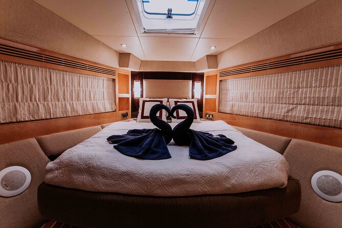Yacht Trip Dubai : Book 56 ft Premium Yacht up to 21 people - Price and value: what you’re really paying for