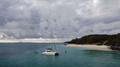 Yeppoon: Great Keppel Island Luxury Sail & Snorkel Day Tour - Getting there the easy way: Keppel Bay Marina and what to bring